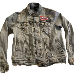 Disney Lilo & Stitch Scrump Patchwork Light Wash Blue Denim Jacket Women’s Small